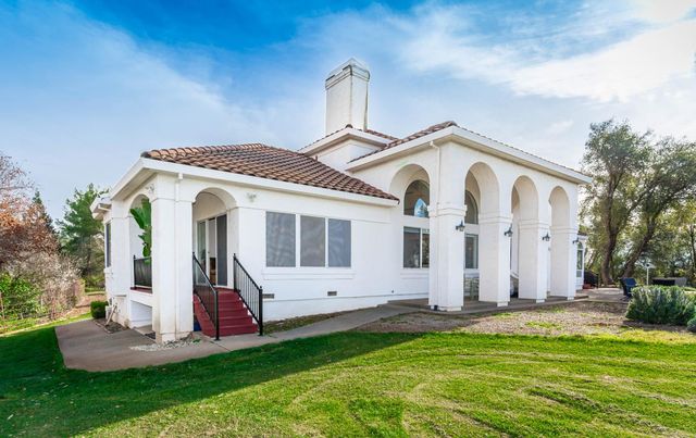 8560 Bar Crest Dr, Placerville, CA 95667