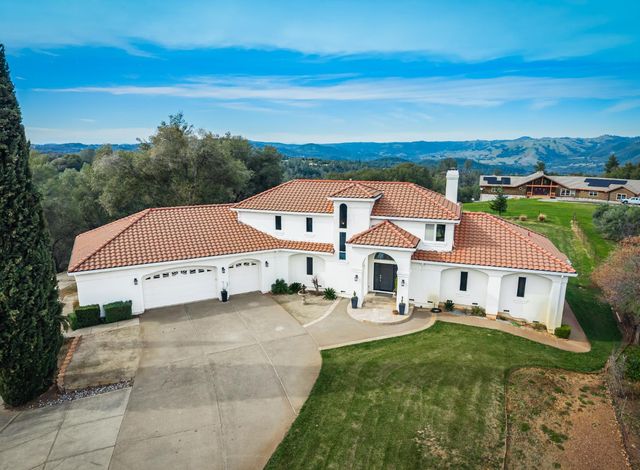 8560 Bar Crest Dr, Placerville, CA 95667