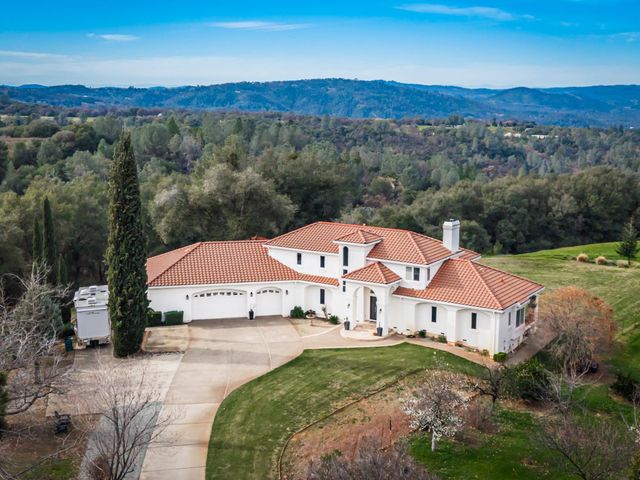 8560 Bar Crest Dr, Placerville, CA 95667