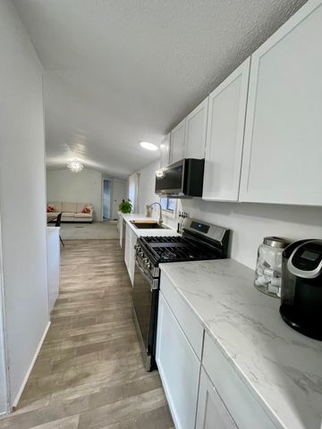 8771 Chain O Lakes Drive, Delton, MI 49046