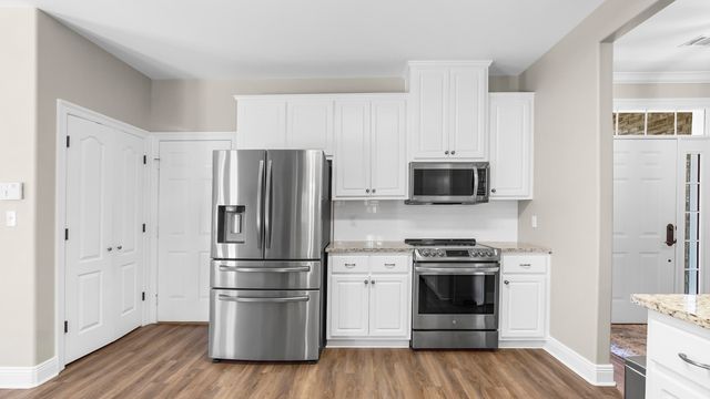 332 E Club House Drive, Freeport, FL 32439