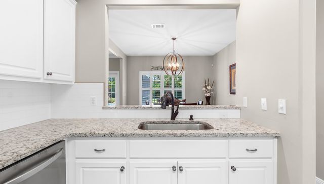 332 E Club House Drive, Freeport, FL 32439