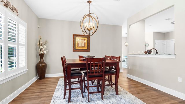 332 E Club House Drive, Freeport, FL 32439