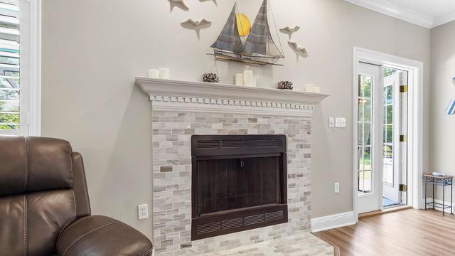 332 E Club House Drive, Freeport, FL 32439