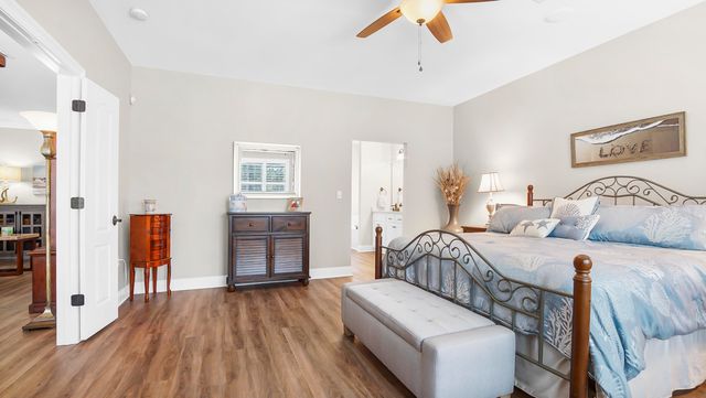 332 E Club House Drive, Freeport, FL 32439