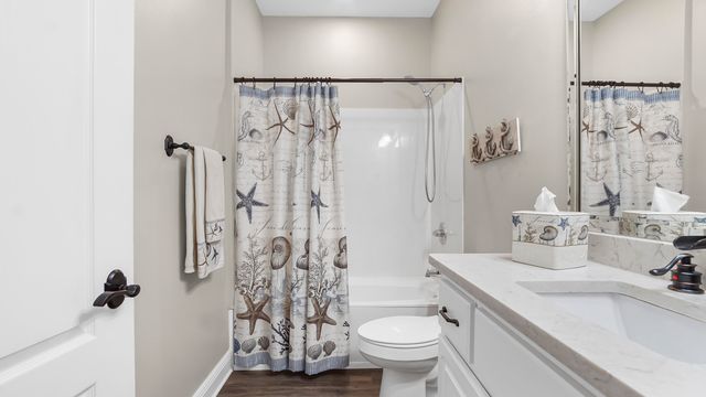 332 E Club House Drive, Freeport, FL 32439