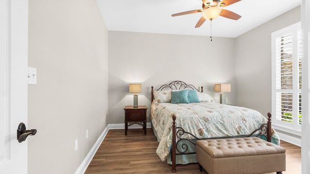 332 E Club House Drive, Freeport, FL 32439