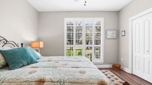 332 E Club House Drive, Freeport, FL 32439