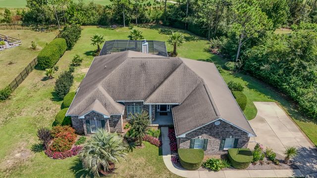 332 E Club House Drive, Freeport, FL 32439