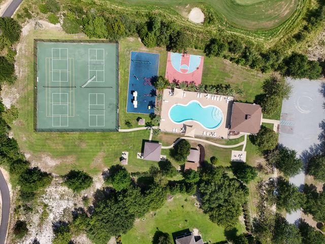 332 E Club House Drive, Freeport, FL 32439