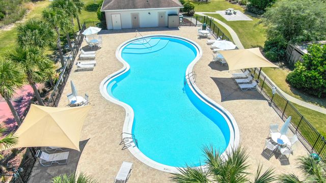 332 E Club House Drive, Freeport, FL 32439