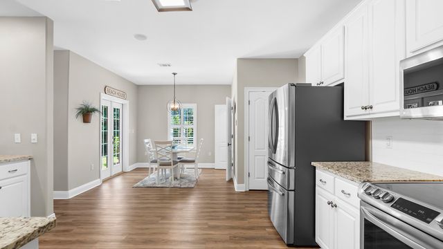 332 E Club House Drive, Freeport, FL 32439