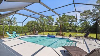 332 E Club House Drive, Freeport, FL 32439