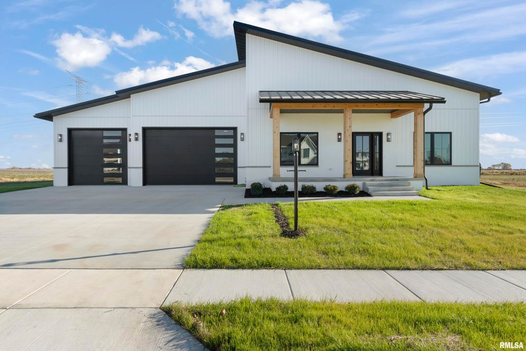 1214 WHIPPOORWILL Drive, Morton, IL 61550