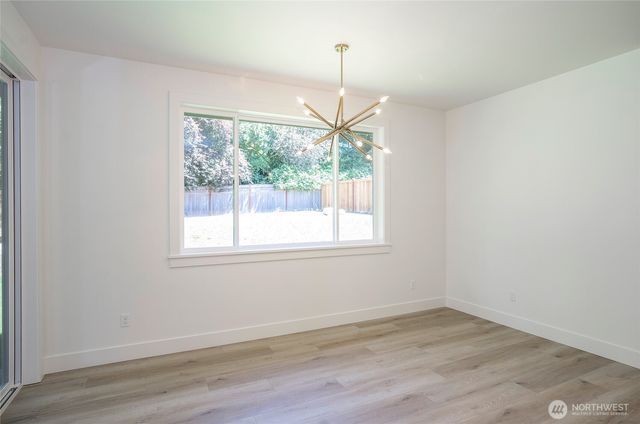 2746 Sunset Court, Steilacoom, WA 98388