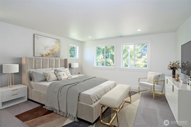 2746 Sunset Court, Steilacoom, WA 98388