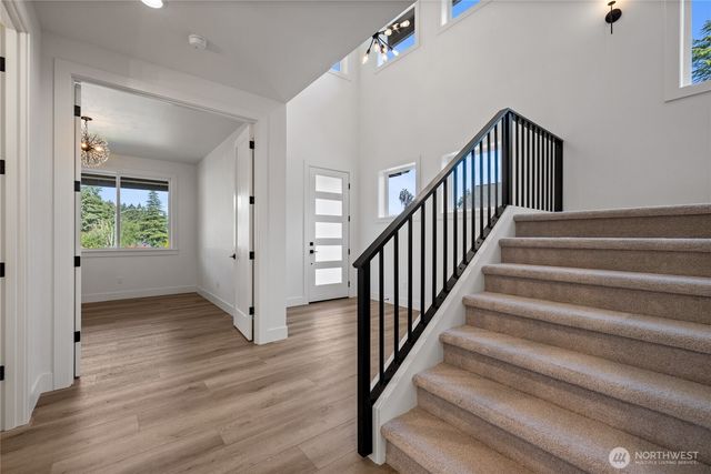 2746 Sunset Court, Steilacoom, WA 98388