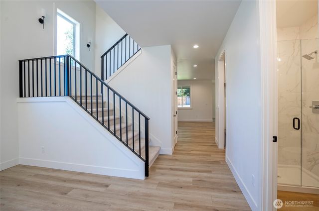 2746 Sunset Court, Steilacoom, WA 98388