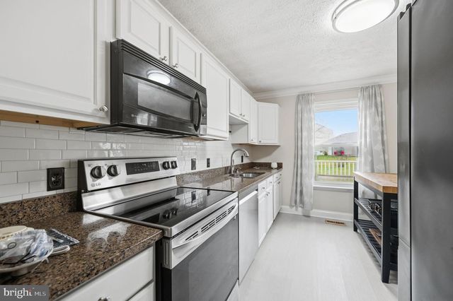 10748 HOLLAWAY DR, Upper Marlboro, MD 20772