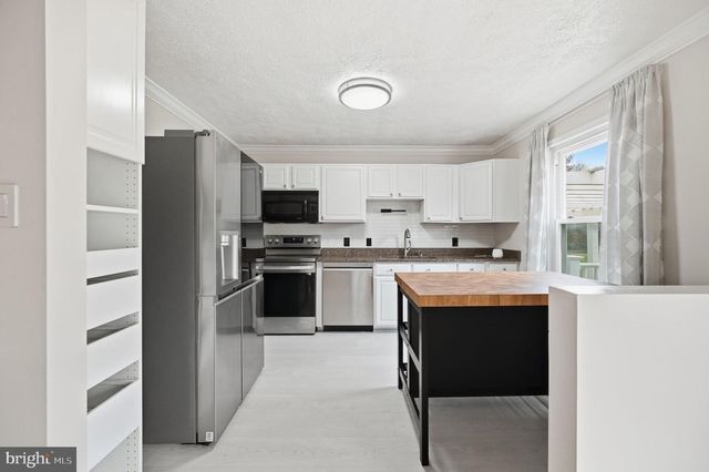 10748 HOLLAWAY DR, Upper Marlboro, MD 20772