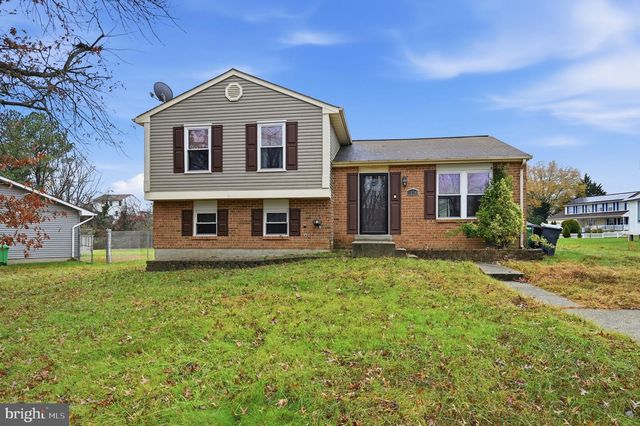 10748 HOLLAWAY DR, Upper Marlboro, MD 20772