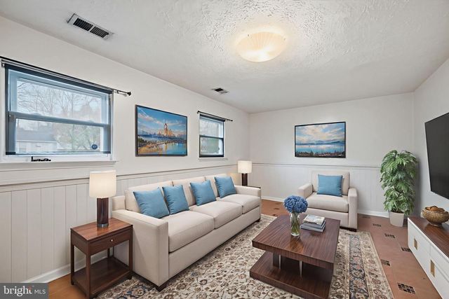 10748 HOLLAWAY DR, Upper Marlboro, MD 20772