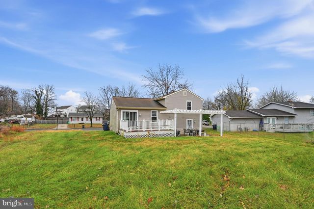 10748 HOLLAWAY DR, Upper Marlboro, MD 20772