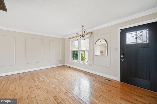 10748 HOLLAWAY DR, Upper Marlboro, MD 20772