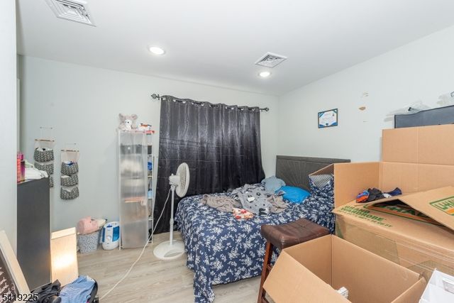 59 Mercer St, Paterson City, NJ 07524