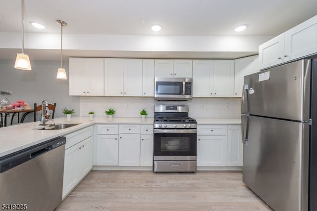 59 Mercer St, Paterson City, NJ 07524