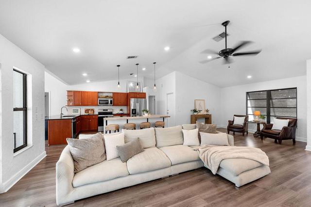 5068 SE Major Way, Stuart, FL 34997
