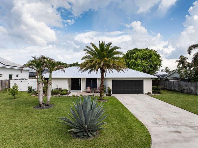 5068 SE Major Way, Stuart, FL 34997