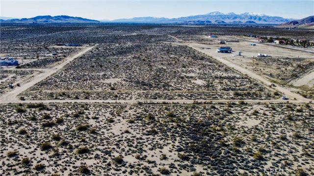 0 Fickett, Mojave, CA 93501