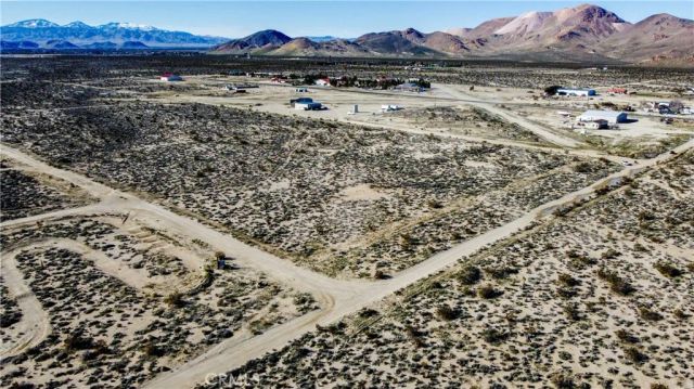 0 Fickett, Mojave, CA 93501
