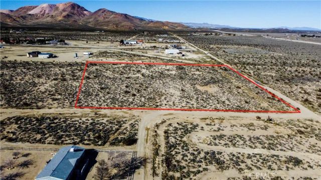 0 Fickett, Mojave, CA 93501
