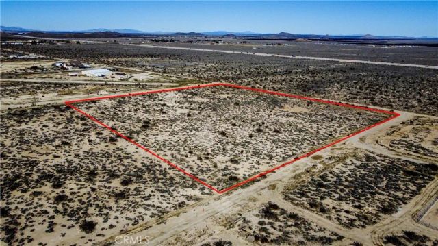 0 Fickett, Mojave, CA 93501