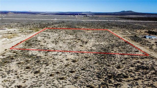 0 Fickett, Mojave, CA 93501