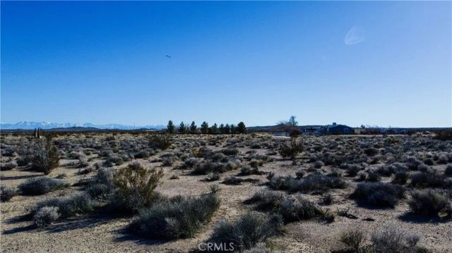 0 Fickett, Mojave, CA 93501