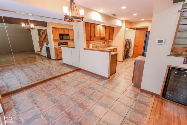 7524 Choate Court, Indianapolis, IN 46254