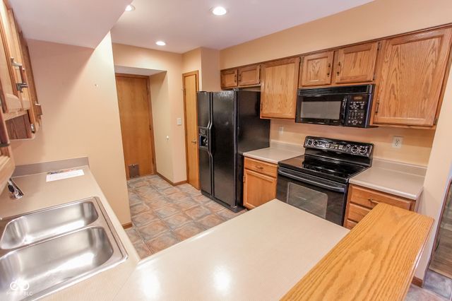 7524 Choate Court, Indianapolis, IN 46254