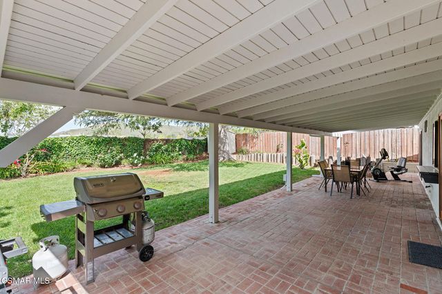 5731 Rainbow Hill Road, Agoura Hills, CA 91301