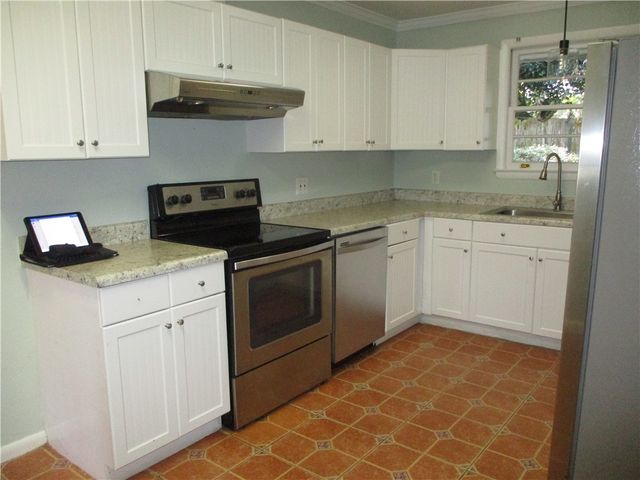 112 Highland Ave, St Simons Island, GA 31522