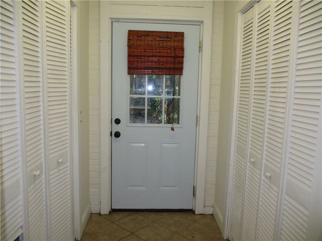 112 Highland Ave, St Simons Island, GA 31522