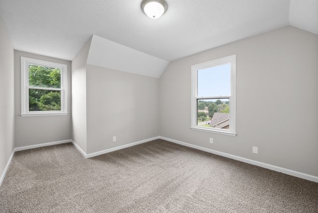 287 Ardmoor Dr, Clarksville, TN 37043