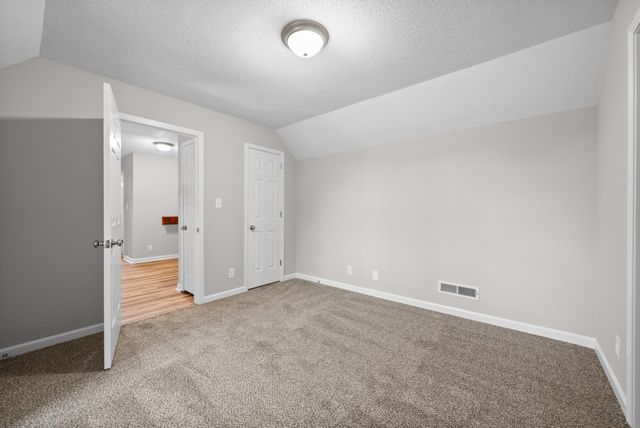 287 Ardmoor Dr, Clarksville, TN 37043