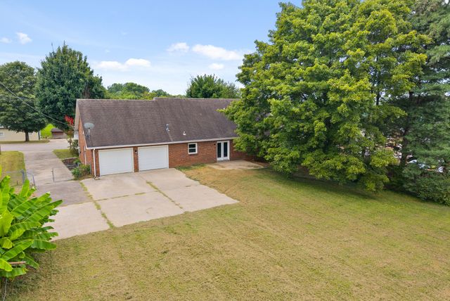 287 Ardmoor Dr, Clarksville, TN 37043