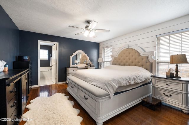 11404 Cassidy Ln, Louisville, KY 40229