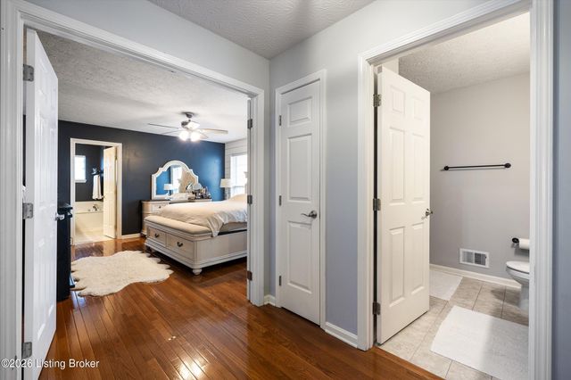 11404 Cassidy Ln, Louisville, KY 40229