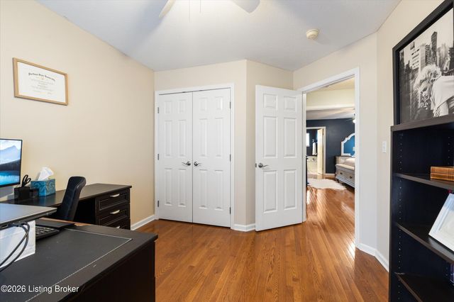 11404 Cassidy Ln, Louisville, KY 40229