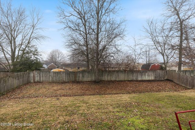 11404 Cassidy Ln, Louisville, KY 40229